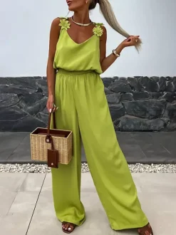 Combinaison olive à col V sans manches et fines bretelles en polyester coupe droite tenue d'été une pièce