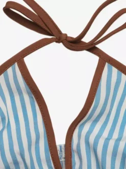 Combinaison short rayée dos nu couleur chocolat bordures contrastées lien à nouer dans le dos taille élastique poches idéale pour les vacances