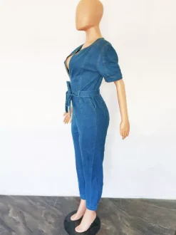 Combinaison en jean bleu délavé pour femme - Combinaison moulante rétro à manches bouffantes et ceinture zippée sur le devant - Style streetwear chic d'été 2026