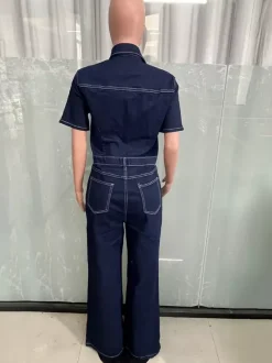 Combinaison en jean à coutures contrastées pour femme - Combinaison rétro bleu foncé délavée à manches courtes et jambes larges - Collection streetwear décontractée printemps 2026