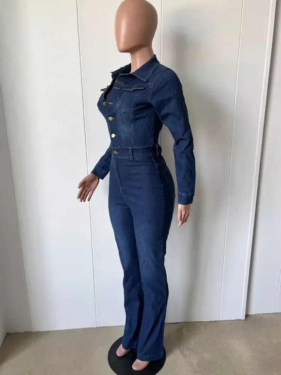 Combinaison-pantalon évasée en denim délavé pour femme - Combinaison-pantalon en coton bleu foncé à manches longues et coupe bootcut - Collection streetwear printemps 2026
