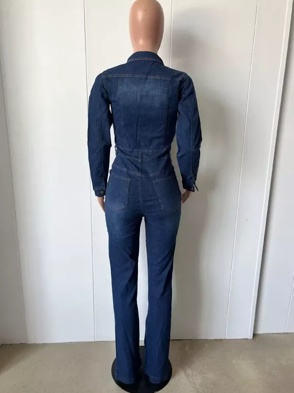 Combinaison-pantalon évasée en denim délavé pour femme - Combinaison-pantalon en coton bleu foncé à manches longues et coupe bootcut - Collection streetwear printemps 2026