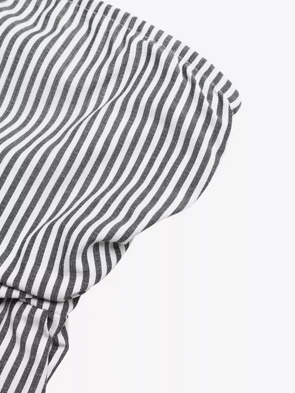Combinaison-short d'été à rayures noires sans manches et bretelles spaghetti