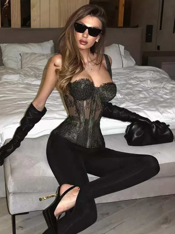 Corset en dentelle florale pour femme - Bustier noir d'inspiration gothique - Tenue de soirée estivale 2026