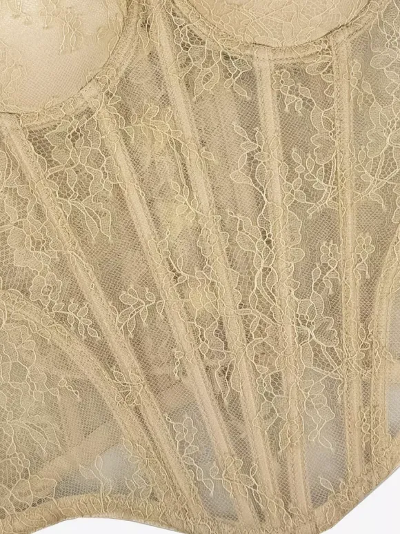 Corsets noirs sexy sans manches et bustiers en dentelle coupe ajustée