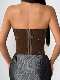 Corsets rouges chics sans manches et sans bretelles coupe ajustée à sequins