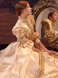 Costumes rétro champagne Robe en polyester Robe de bal de soirée pour femmes de style européen Marie Antoinette