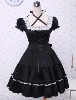 Coton noir Lolita OP robe manches courtes avec dentelle haut et White Lace Trim Déguisements