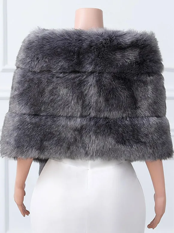 Couverture de mariée en fausse fourrure enveloppe de mariage noir et argent
