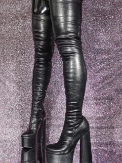Cuissardes noires à bout rond et plateforme à talons hauts Cuissardes sexy