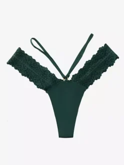 Culotte string à fines bretelles et décolleté en V ornée de dentelle