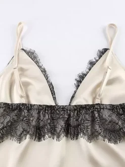 Débardeur abricot à bretelles fines col en dentelle dos nu chic pour femme
