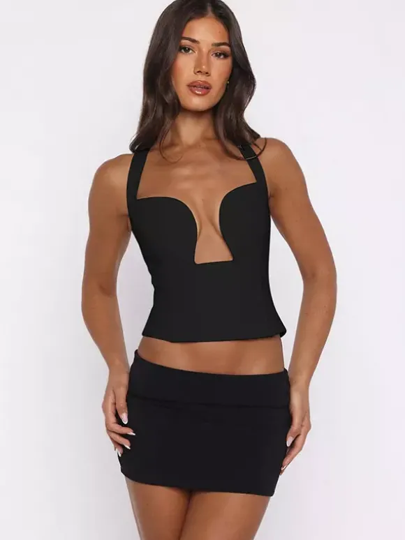 Débardeur court à bretelles croisées décolleté en c艙ur dos nu et fermeture à nouer coupe ajustée style streetwear