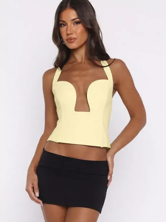 Débardeur court à bretelles croisées décolleté en c艙ur dos nu et fermeture à nouer coupe ajustée style streetwear