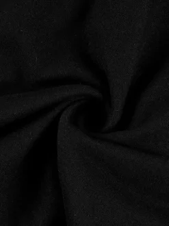Débardeur noir à bretelles fines et dos nu en dentelle style décontracté pour femme.