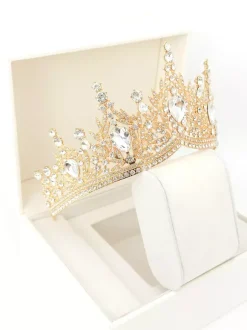 Diadèmes rouges pour femmes ornés de pierres synthétiques style reine/princesse. Accessoire idéal pour les soirées masquées royales.