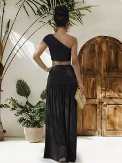 Ensemble 2 pièces : haut court asymétrique à boucle métallique et jupe longue froncée