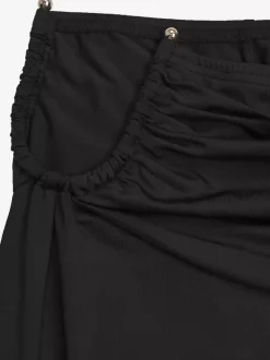 Ensemble 2 pièces : haut court dos nu à découpes torsadées et pantalon capri froncé