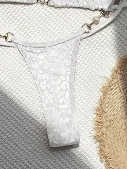 Ensemble bikini léopard pour femme - Haut string à col halter et perles - Idéal pour une pool party estivale sur un yacht (2026)