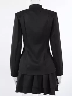 Ensemble blazer et jupe d'inspiration militaire pour femme tenue chic deux pièces - Noir vintage col montant coupe ajustée - Tenue de soirée printemps 2026