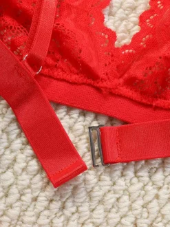 Ensemble de lingerie sexy 2 pièces à imprimé floral avec boutons transparents et soutien-gorge et culotte roses