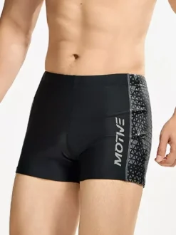 Ensemble de maillots de bain pour hommes grandes tailles comprenant un boxer et un slip de bain.