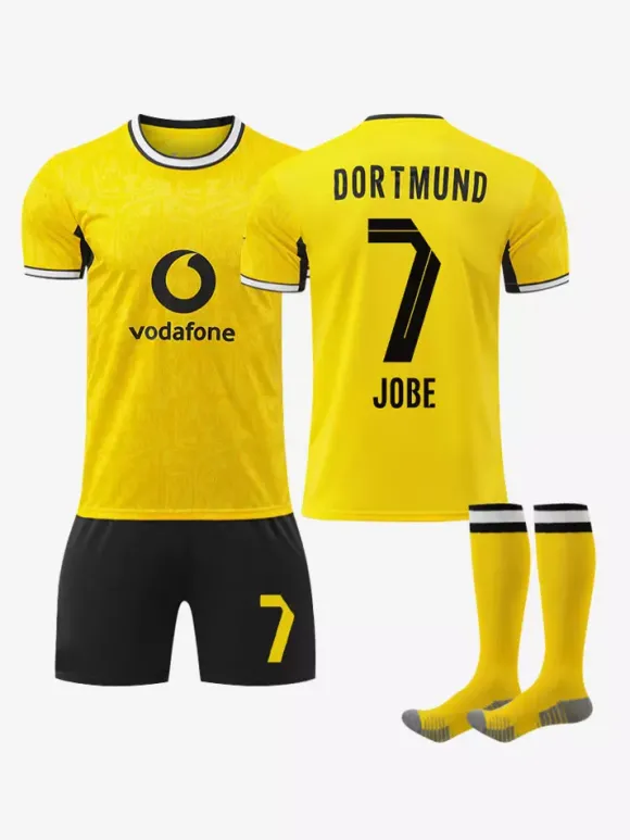 Ensemble de maillots de football domicile 4 pièces Borussia Dortmund 26/27 n° 10 Reus et n° 27 Brandt pour enfants et adultes.
