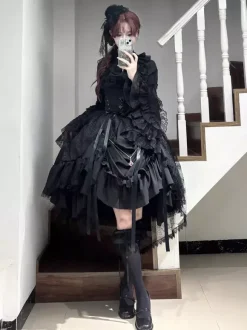 Ensemble de robes gothiques lolita noires à lacets manches longues et volants