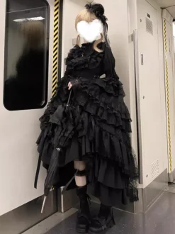 Ensemble de robes gothiques lolita noires à lacets manches longues et volants