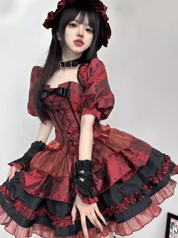 Ensemble de robes Lolita gothiques rouges sans bretelles à lacets et volants