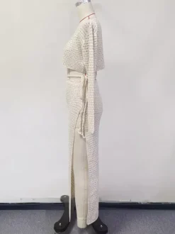 Ensemble deux pièces au crochet haut court à manches longues et jupe fendue cache-maillot de plage 2026