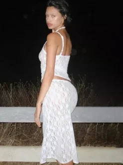 Ensemble deux pièces blanc chic en dentelle style streetwear jupe sans manches transparente à col rond et col rond