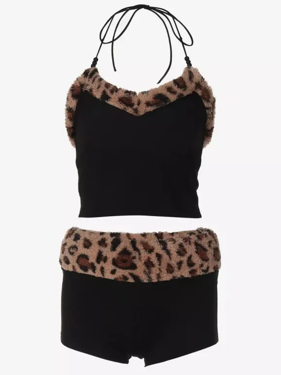 Ensemble deux pièces bordeaux chic imprimé léopard pantalon sans manches à bretelles et col rond.