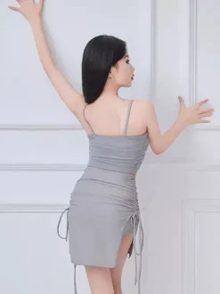 Ensemble deux pièces gris pour danse latine fille/adulte froncé et galbé.
