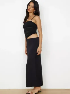 Ensemble deux pièces noir streetwear décontracté haut sans manches plissé à bretelles et col montant.