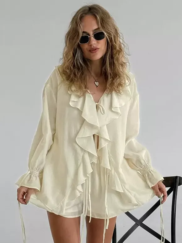 Ensemble deux pièces pour femme : chemise à volants et short - Crème style bohème manches évasées n艙ud sur le devant - Tenue de vacances d'été à la plage 2026