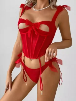 Ensemble soutien-gorge et culotte sexy noir 2 pièces avec découpes