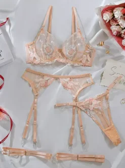 Ensemble soutien-gorge et culotte noirs sexy à imprimé floral pour mariée