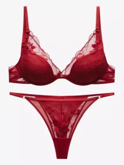 Ensemble soutien-gorge et culotte deux pièces bordeaux Pearls Lingerie avec bordure contrastée