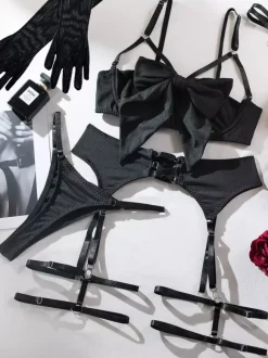 Ensemble soutien-gorge et culotte bordeaux à lacets 5 pièces