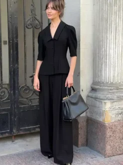 Ensemble coordonné sophistiqué style français pour femme - Haut à manches bouffantes et col cranté pantalon noir à jambes larges - Tenue de travail été 2026