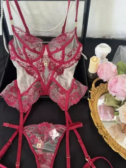 Ensemble de lingerie sexy 3 pièces à imprimé floral dos nu en dentelle noire soutien-gorge et culotte pour adulte