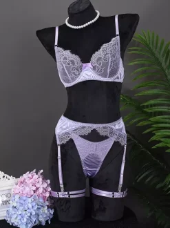 Ensemble de lingerie transparente 4 pièces en dentelle lavande : soutien-gorge culotte et porte-jarretelles