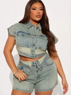 Ensemble deux pièces en denim pour femme - Crop top bleu délavé style années 2000 et short taille repliable - Streetwear été 2026