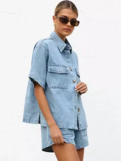 Ensemble deux pièces en jean délavé moyen pour femme - Short à cordon et chemise boutonnée - Tenues décontractées d'été 2026