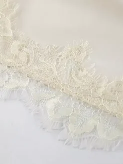 Ensemble deux pièces jupe sans manches en dentelle abricot chic pour un look décontracté au quotidien