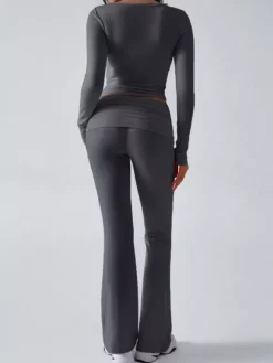 Ensemble deux pièces manches longues pour femme - Haut court ajusté à col en V et pantalon évasé style yoga - Collection printemps 2026