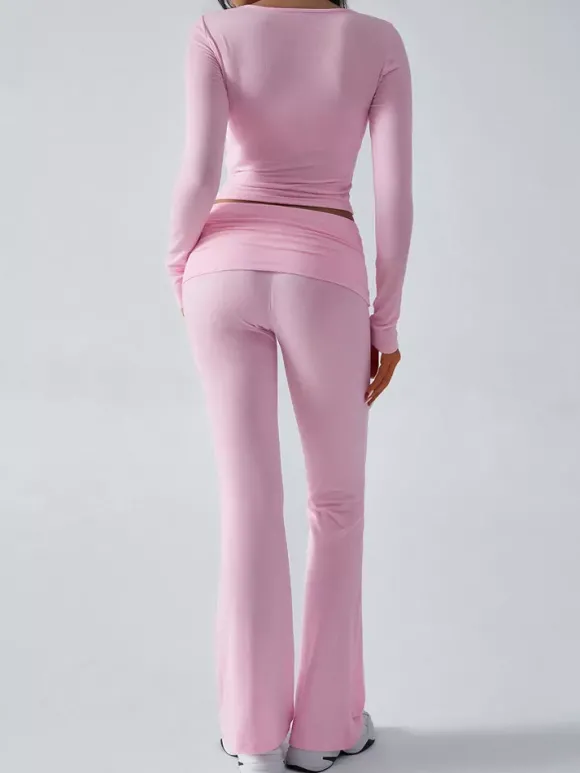 Ensemble deux pièces manches longues pour femme - Haut court ajusté à col en V et pantalon évasé style yoga - Collection printemps 2026