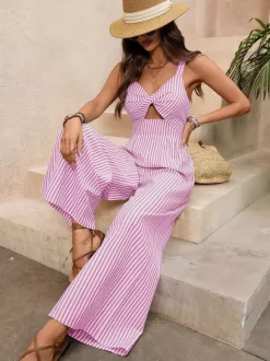 Ensemble deux pièces : pantalon et robe sans manches bleu chic style resort découpes et coupe flatteuse.