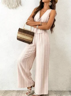 Ensemble deux pièces : pantalon blanc imprimé style streetwear en polyester col V sans manches.